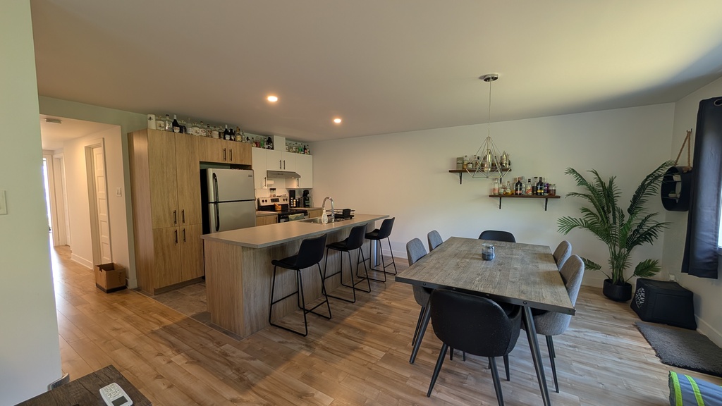 St-Thomas, Grand 4 1/2 à Louer. | 3275709