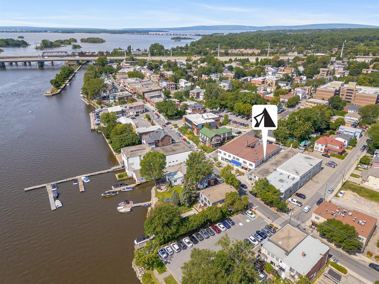 2 CH - 1 SDB - Sainte-Anne-de-Bellevue - $1,575 /mo | 3275713