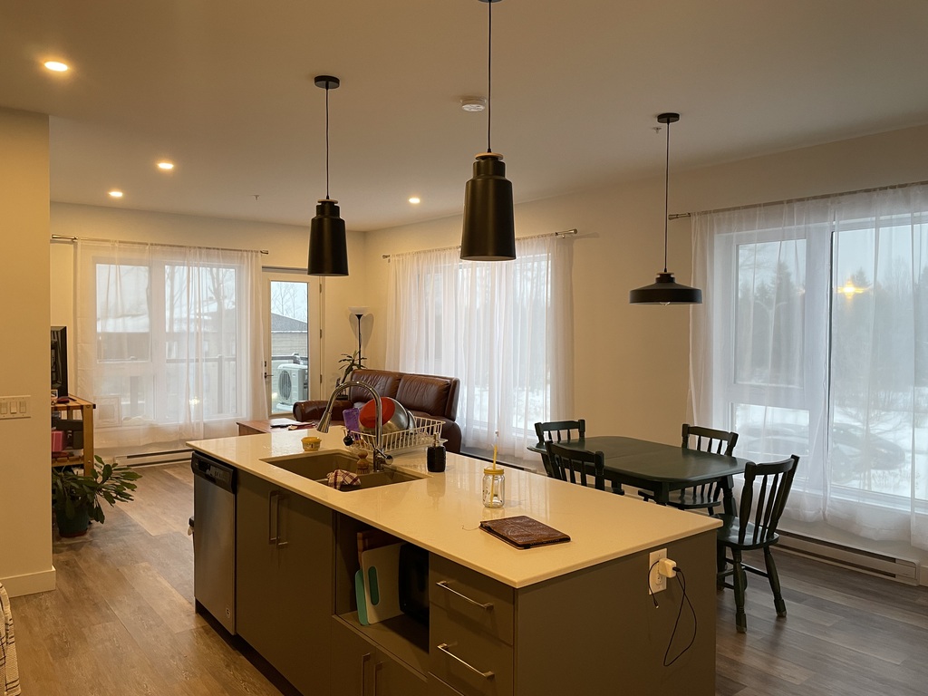 Grand 4 Et 1/2, Haut De Gamme | 3275728