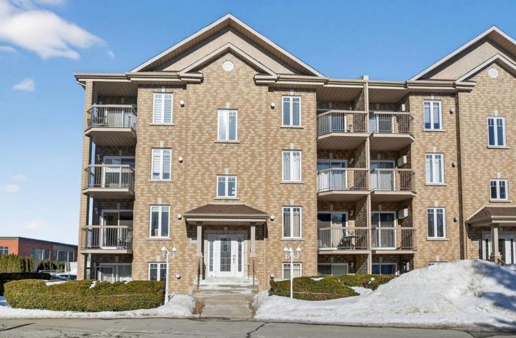 À louer /for rent 4 1/2 Disponible 1er juillet chomedy Laval | 3283639