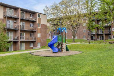 Spacieux Condo 51/2 bien illuminé | 3290967