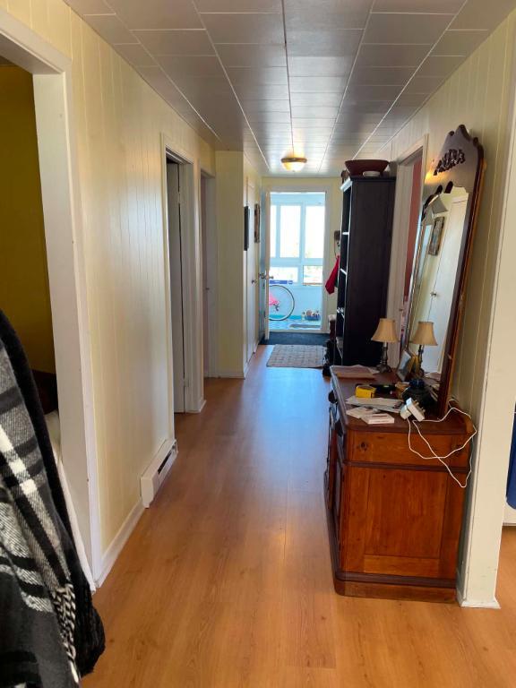 Charmant logement à louer avec vue sur le fleuve | 3276467
