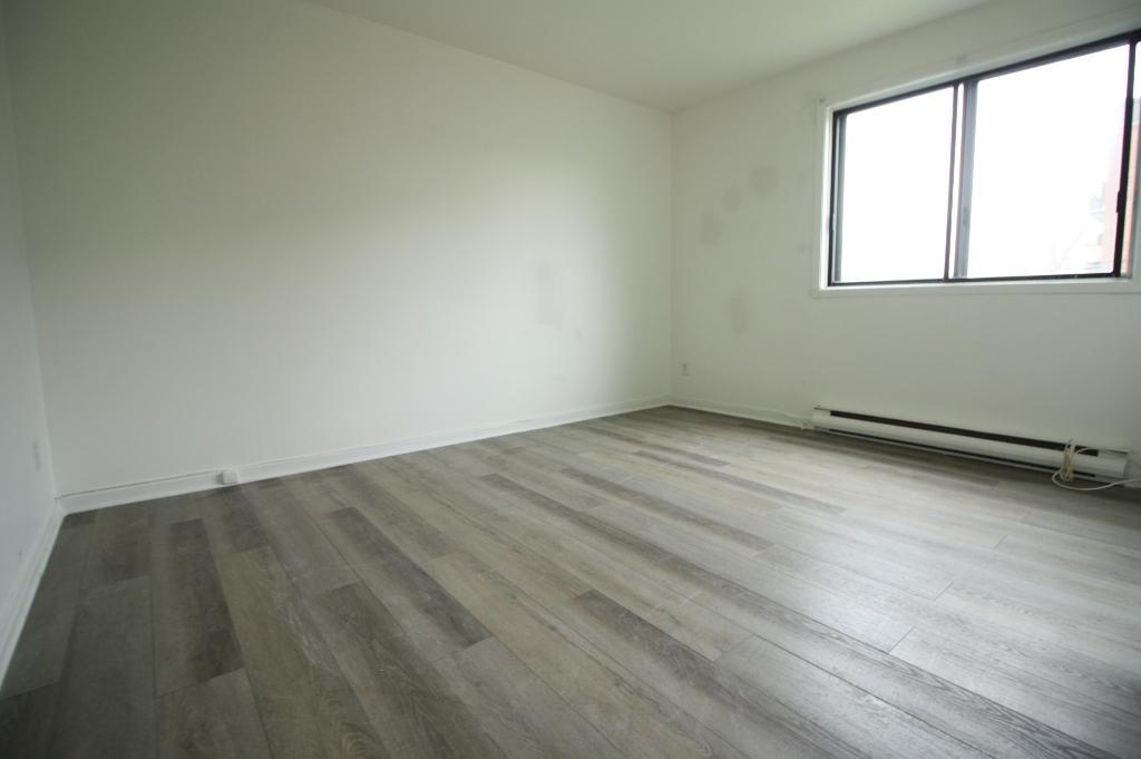 A Valleyfield – Grand, beau, propre et tranquille 4-1/2 , LIBRE | 3276472