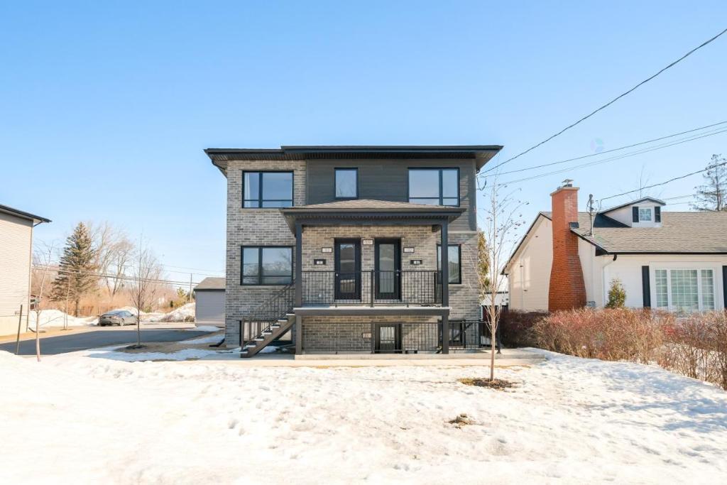 Spacieux 4.5 très propre et bien entretenu | 3276496