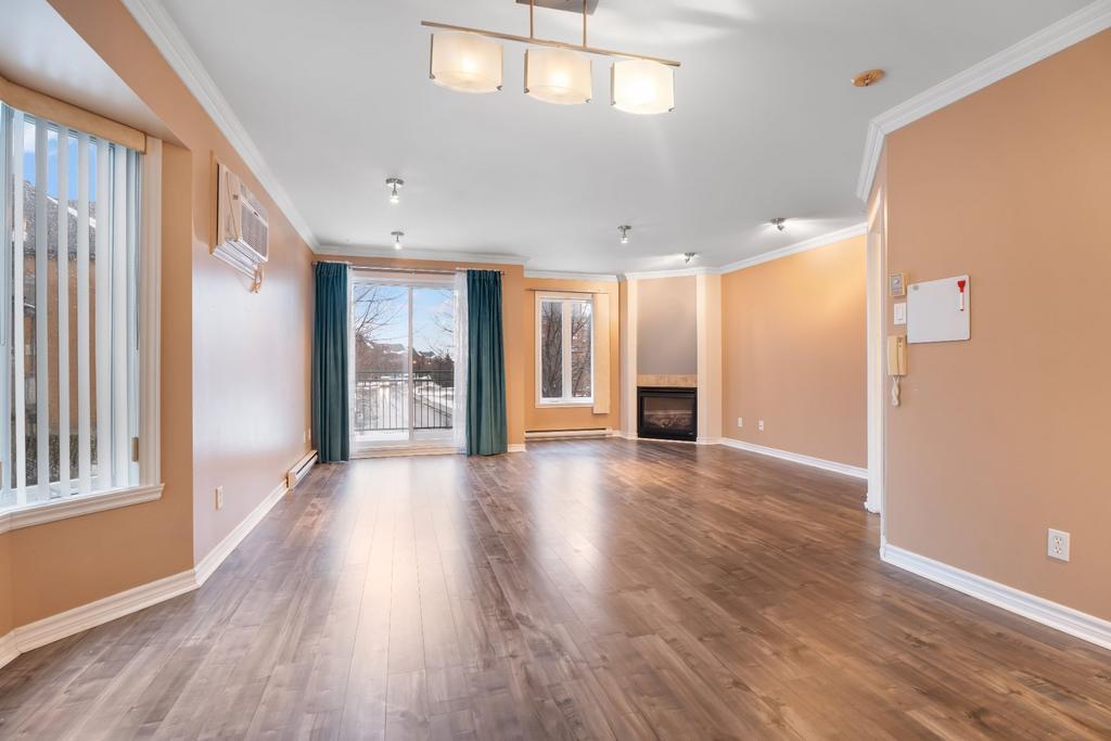 Condo à louer | 3276547