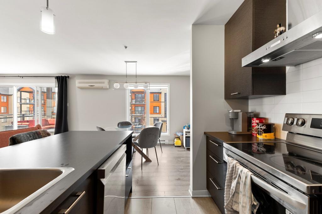 4 1/2 SPACIEUX CONDO | 3276566