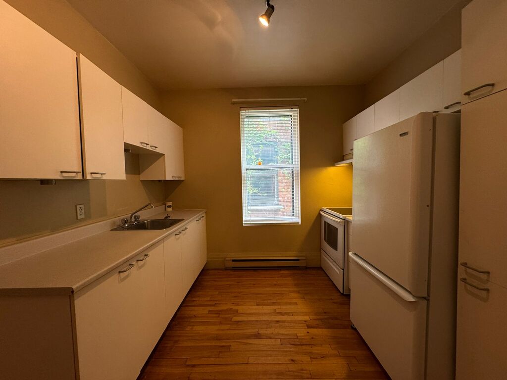 Grand 4 ½ + Bureau à Louer Ville-Mar | 3277233