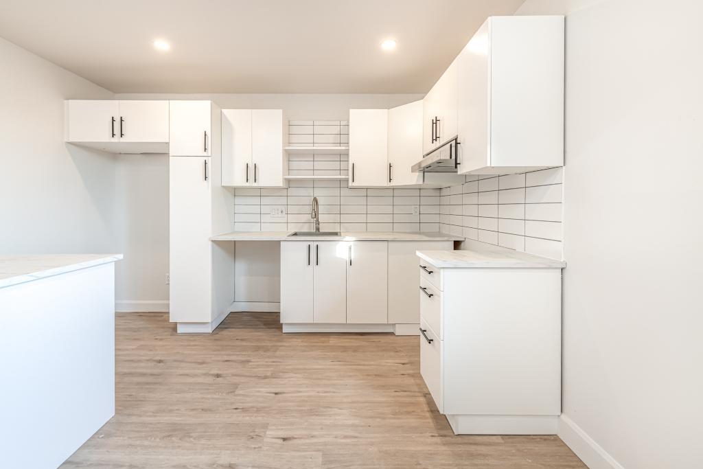Magnifique 4 1/2 fraichement rénové | 3277312