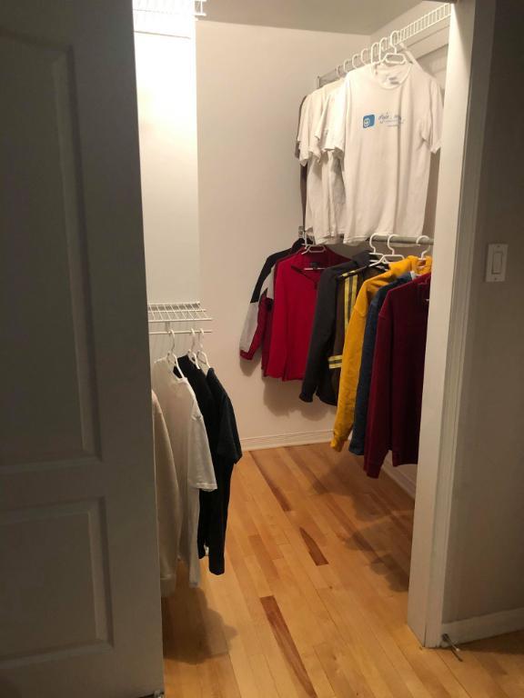 Condo 4 1/2 MEUBLE | 3277382