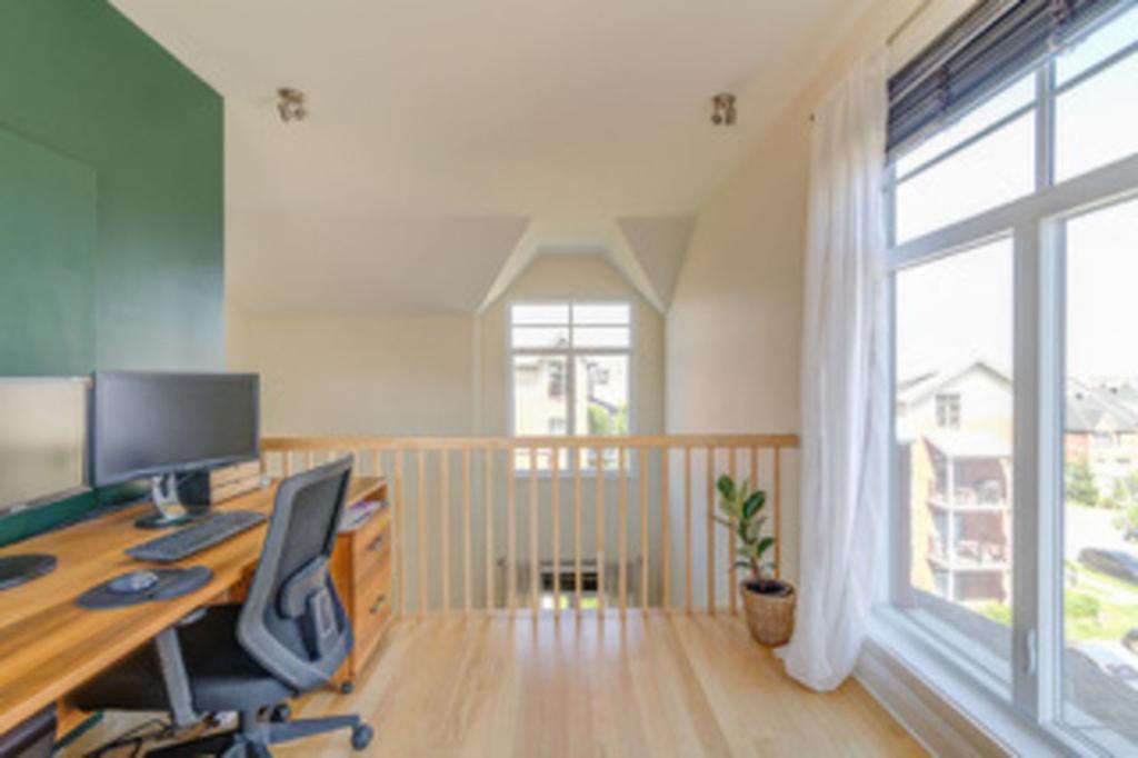 4 1/2 avec mezzanine, terrasse sur le toit et spa privé | 3277385