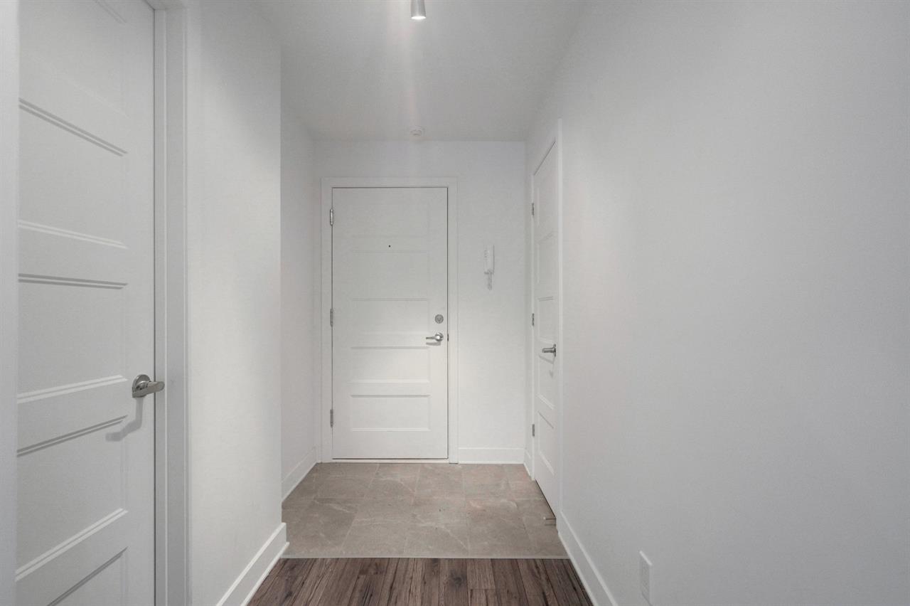 Appartement Saint-Rémi À Louer | 3269756