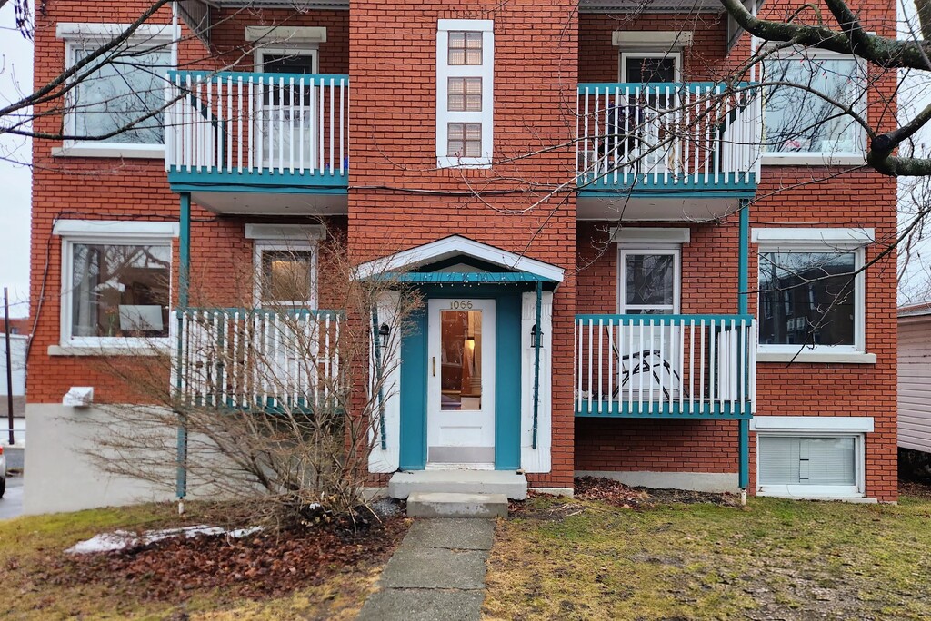 Logements Lumineux Avec 4 Andes Chambres | 3277801