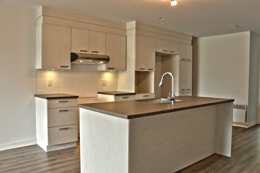 4 1/2 Moderne - Stationnement Interieur | 3277804