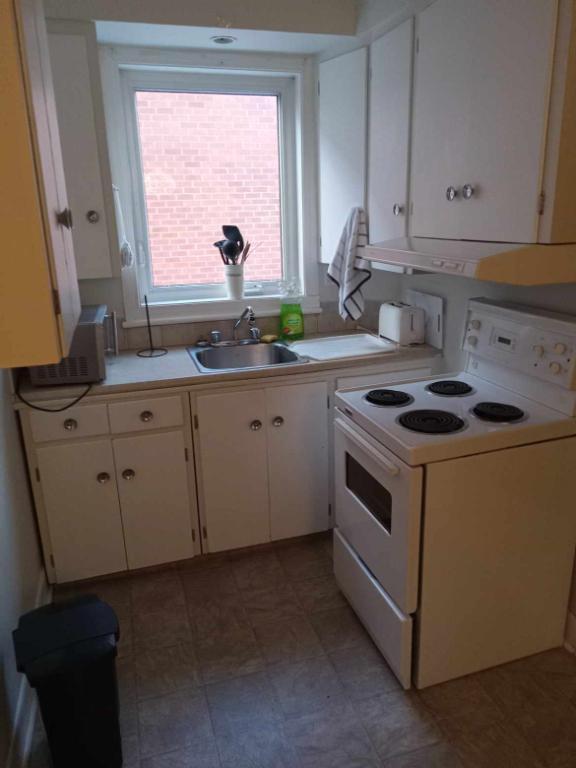 3½ dans Montcalm St-Sacrement pour juillet | 3285806