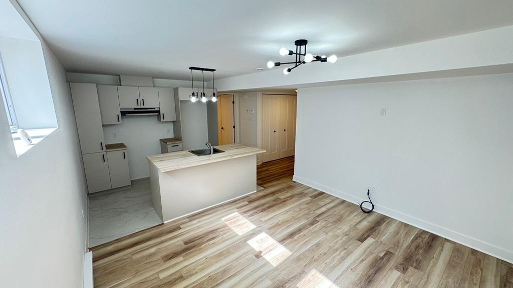 Apparemment bachelor 3-1/2 3 1/2 Terrebonne | 3277837