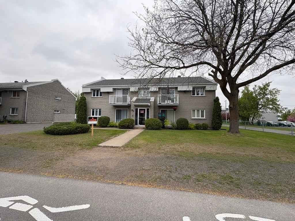 Logement à louer à st-Charles-borromee | 3277838
