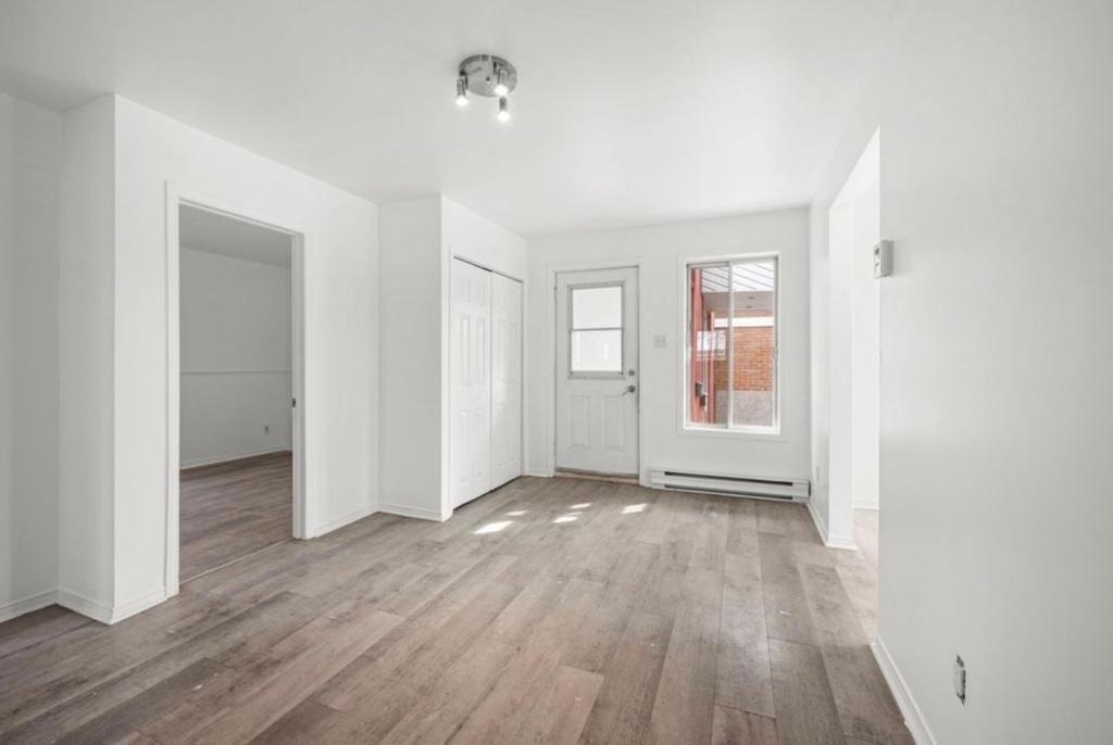 5 1/2 + sous-sol à louer | 3277910