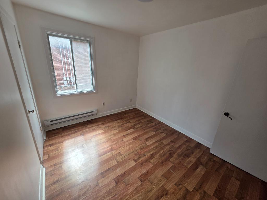 Appartement 5 1/2 | 3277953
