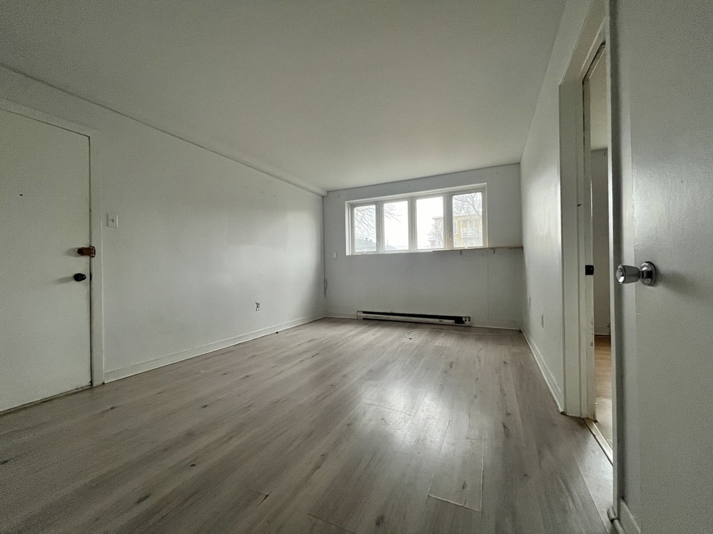 Spacieux 4 1/2 à La Prairie | 3278306