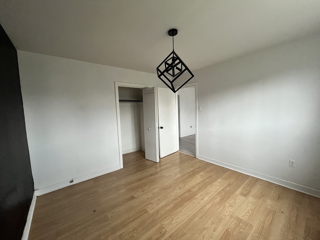 Spacieux 4 1/2 à La Prairie | 3278306