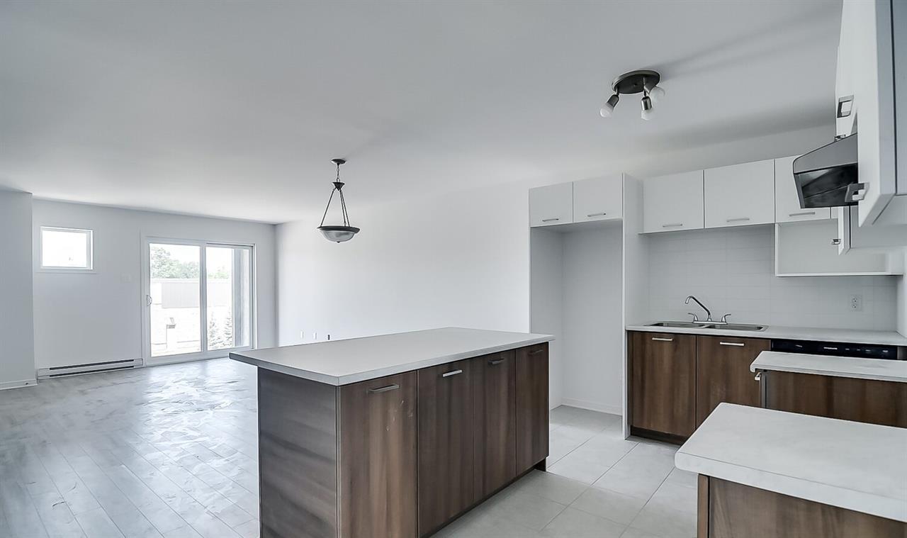 48 Rue De La Fabrique (Aylmer) Très Grand Appartement De 2 Chambres | 3278430
