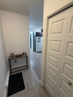 Appartement De 1 Chambres- JUILLET | 3278451