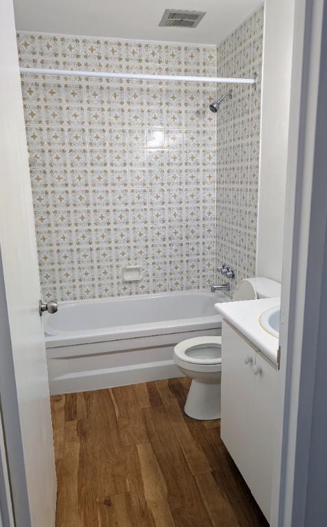 Studio au 3ième étage habitée par une clientèle de 50 ans et plus, la propriété offre une atmosphère paisible | 3278472
