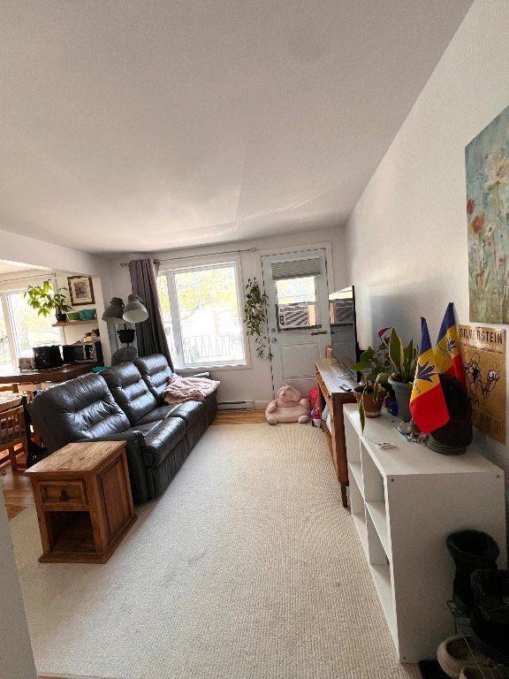 Logement 5 1/2 | 3311558