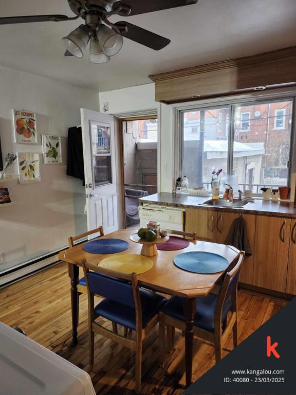 Petit 5 ½ ou très grand 4½ avec Cour ou Stationnement | 3278612