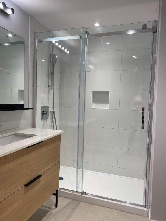 2 CH - 1 SDB - Montreal - $2,100 /mo | 3278650