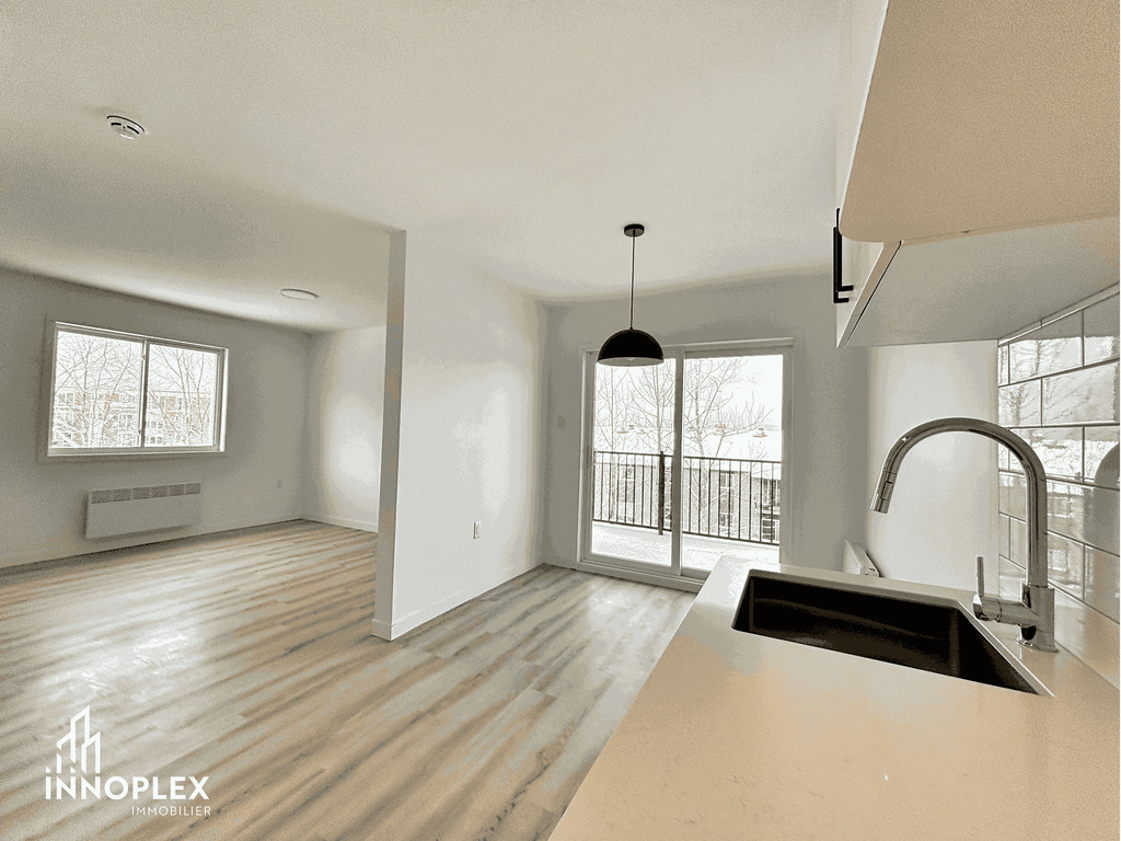 Studio Moderne | 3278952