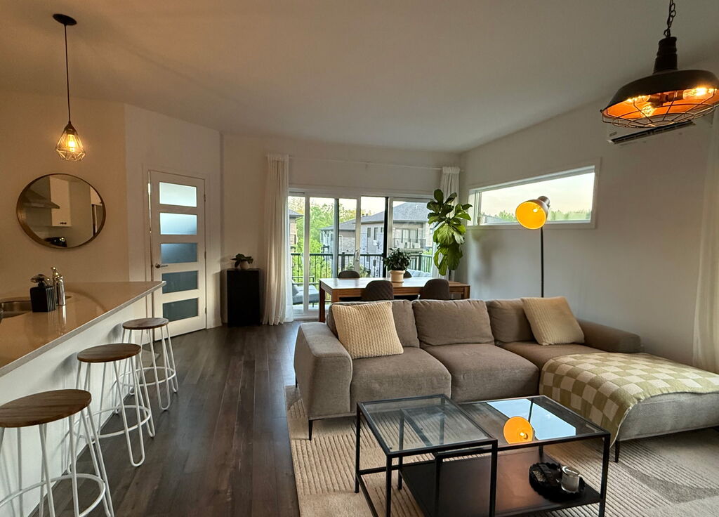 Appartement à Louer Secteur Cheval-Blanc | 3279049