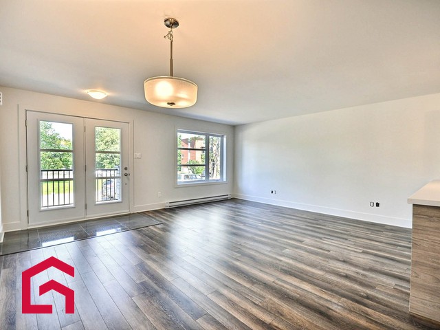 Appartement Terrasse-Vaudreuil À Louer | 3279062