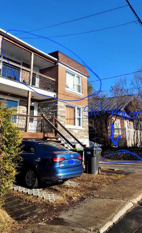 5 1/2 1350/mois Sainte-Agathe-des-Monts | 3279108
