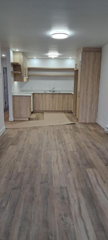 3 ½ Rénové Style Condo – Montreal (R.D.P.) | 3279119