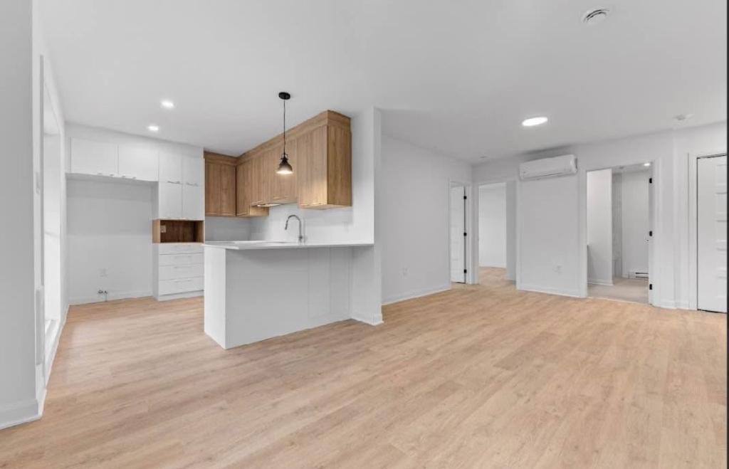 ✨ 4 1/2 NEUFS – DISPONIBLES DÈS JUIN – VALLEYFIELD ✨ | 3279134