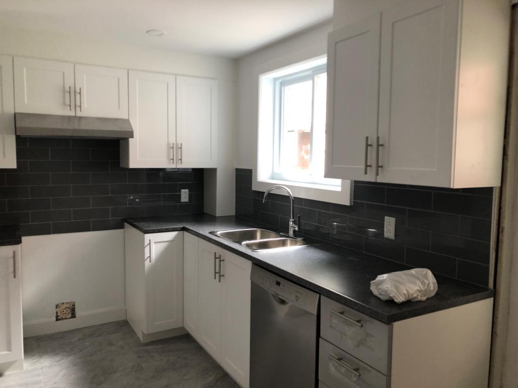Logement 5 et demie ( 3 chambres) | 3279215