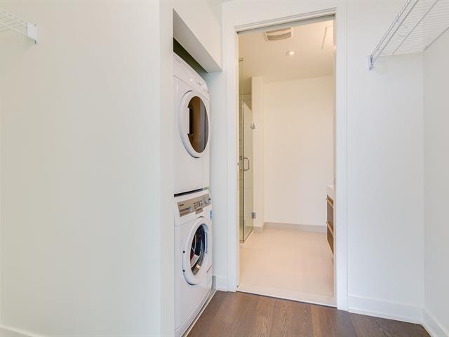 Condo 3 1/2 à louer au centre-ville de Montréal – ICÔNE – 21e étage | 3279217