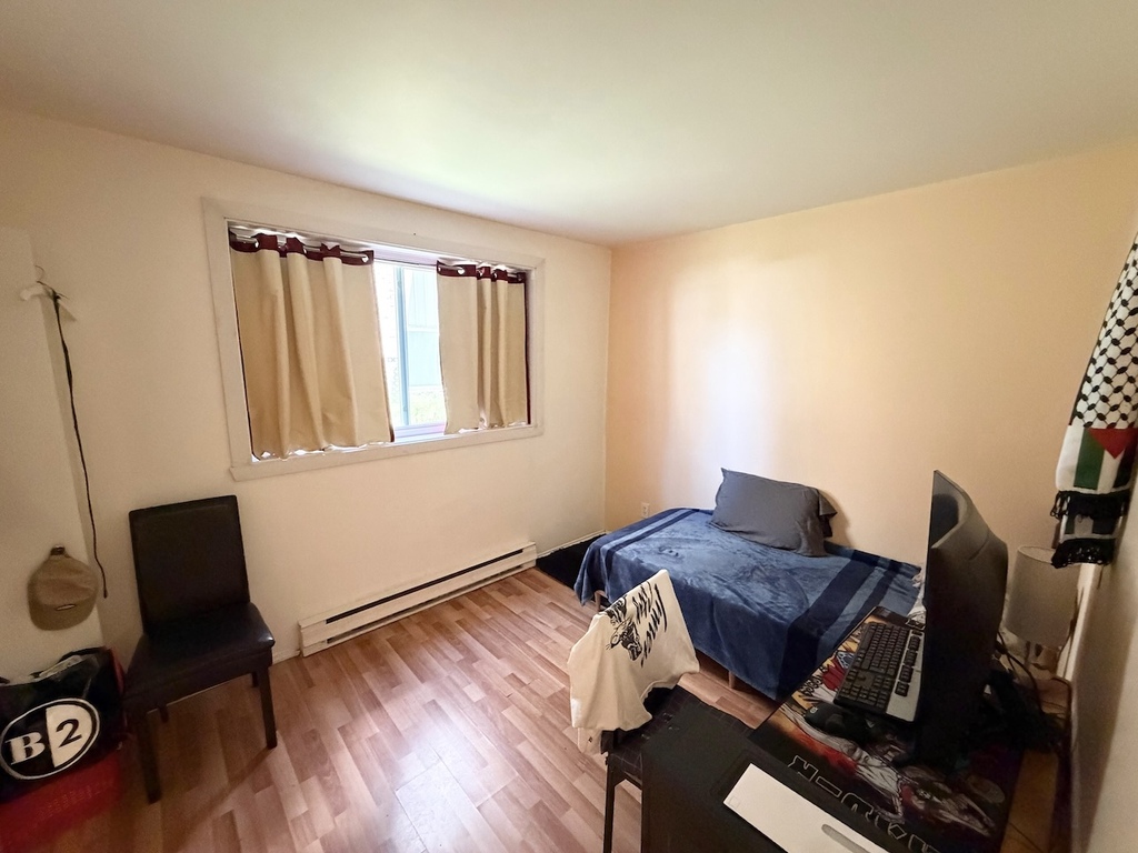 Grand 4 ½ Spacieux à Vimont Laval | 3279666