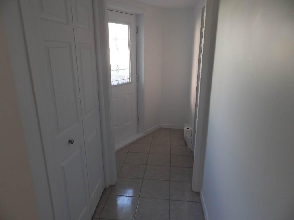 Logement 4 1/2 demi sous sol triplex | 3279839