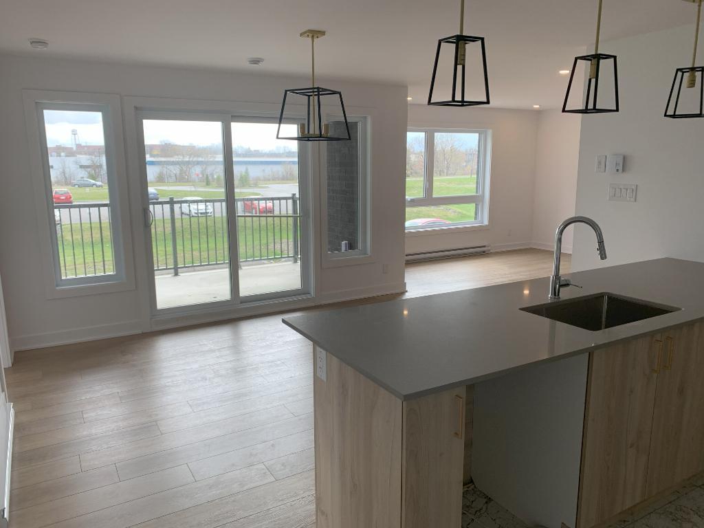 Beau grand 4 et demi au rez-de-chaussée à Valleyfield | 3279870