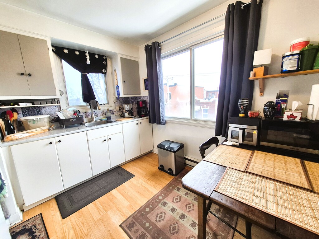 4½ À 2 MIN DU METRO JEAN TALON | 3267110