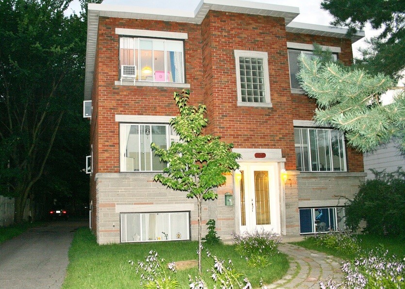 5 1/2 (vrai) Vieux-Longueuil | 3283143