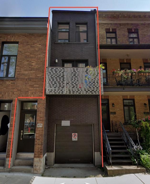 QUARTIER MONTCALM- 3 1/2 MEUBLĖ ! AVEC BUREAU TÉLÉTRAVAIL -GARAGE CHAUFFÉ | 3294542