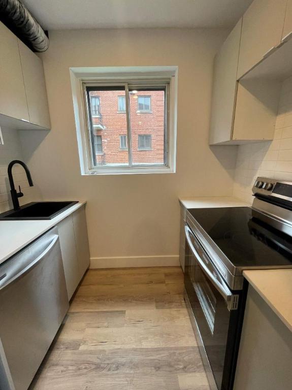2 CH - 1 SDB - Montréal - $1,949 /mo | 3280861