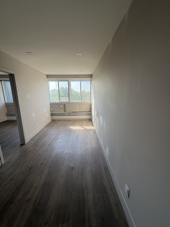 3 1/2 - HEATING & ELECTRICITY INCLUDED | 3281421