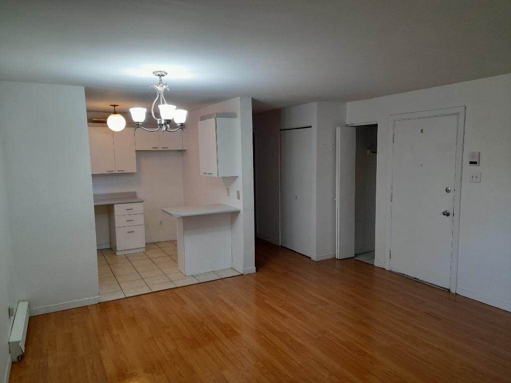 Lachine - Grand 4 1/2 - Disponible 1er Juillet** | 3281579
