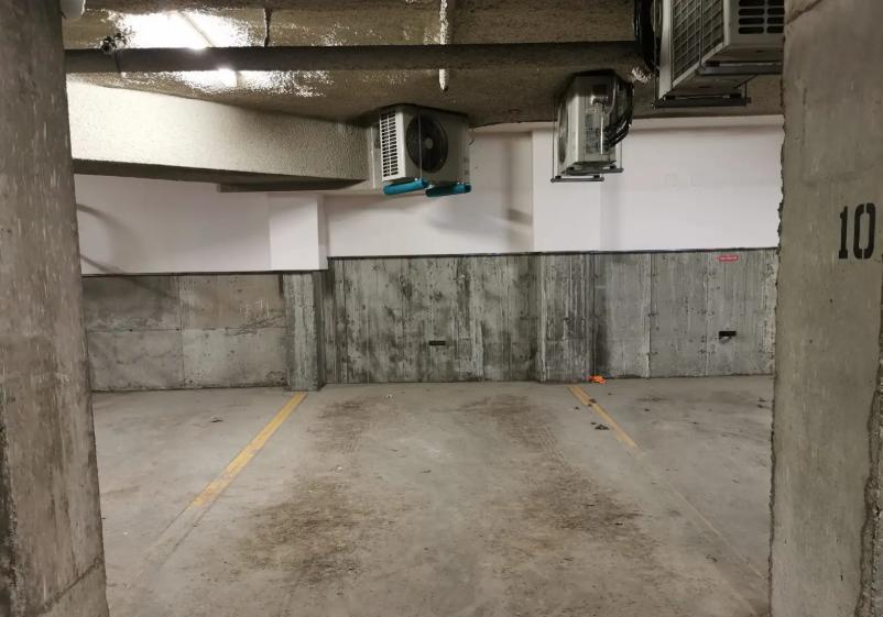 Studio à louer proche du Quartier Place-des-Arts (inclut un espace de stationnement) | 3281594