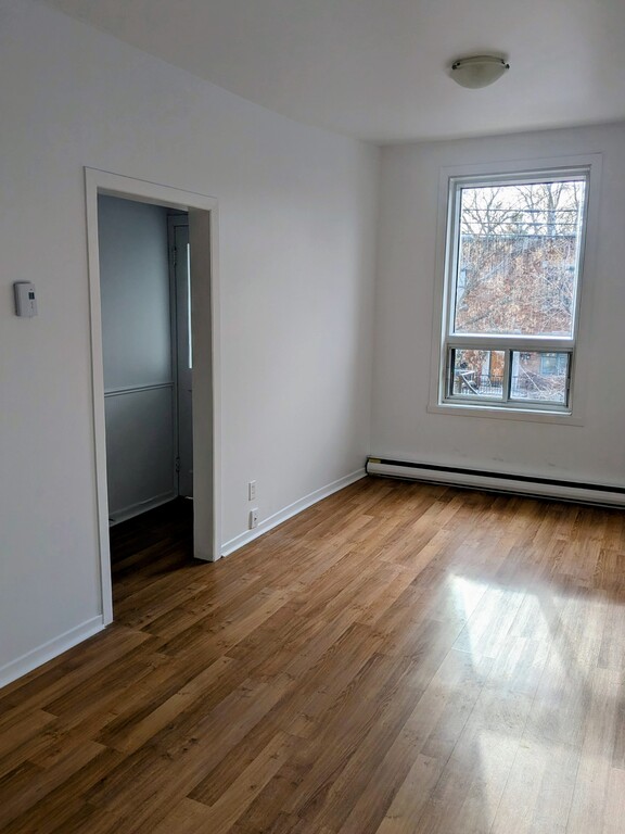 Logement Rénové 3 1/2 - Personne Seule | 3281639