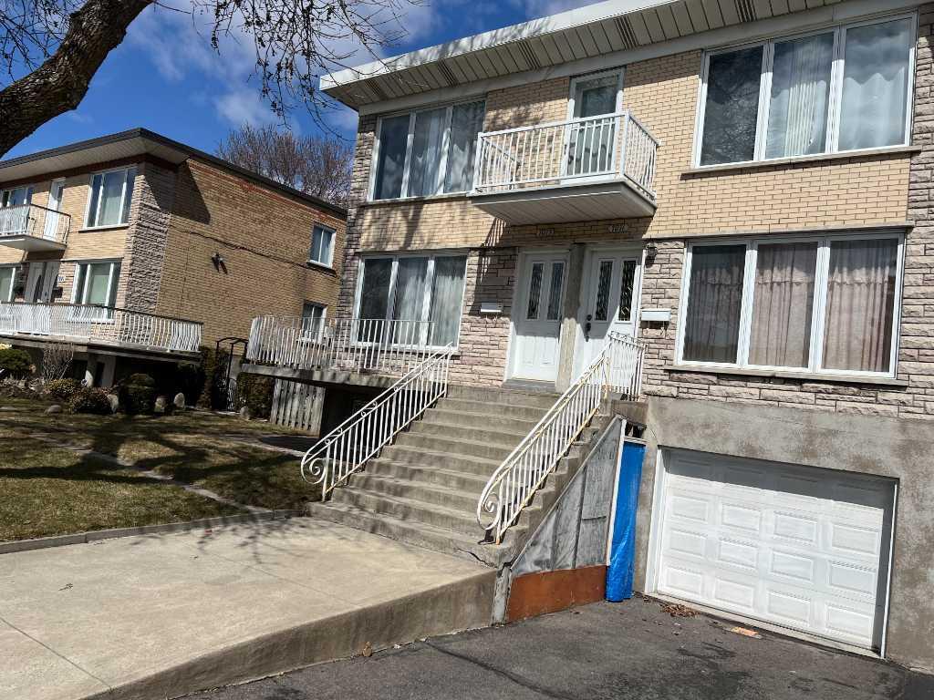 5 1/2 haut-duplex à louer | 3281659